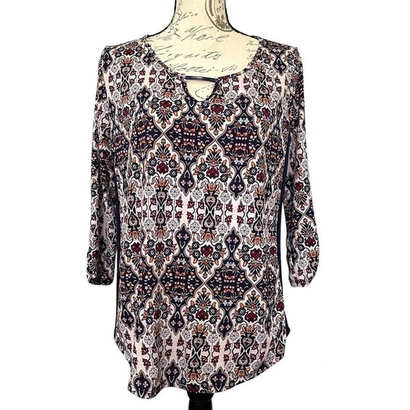 Naif 3/4 Sleeve Patterned Top Size Large Petite - Picture 1 of 6